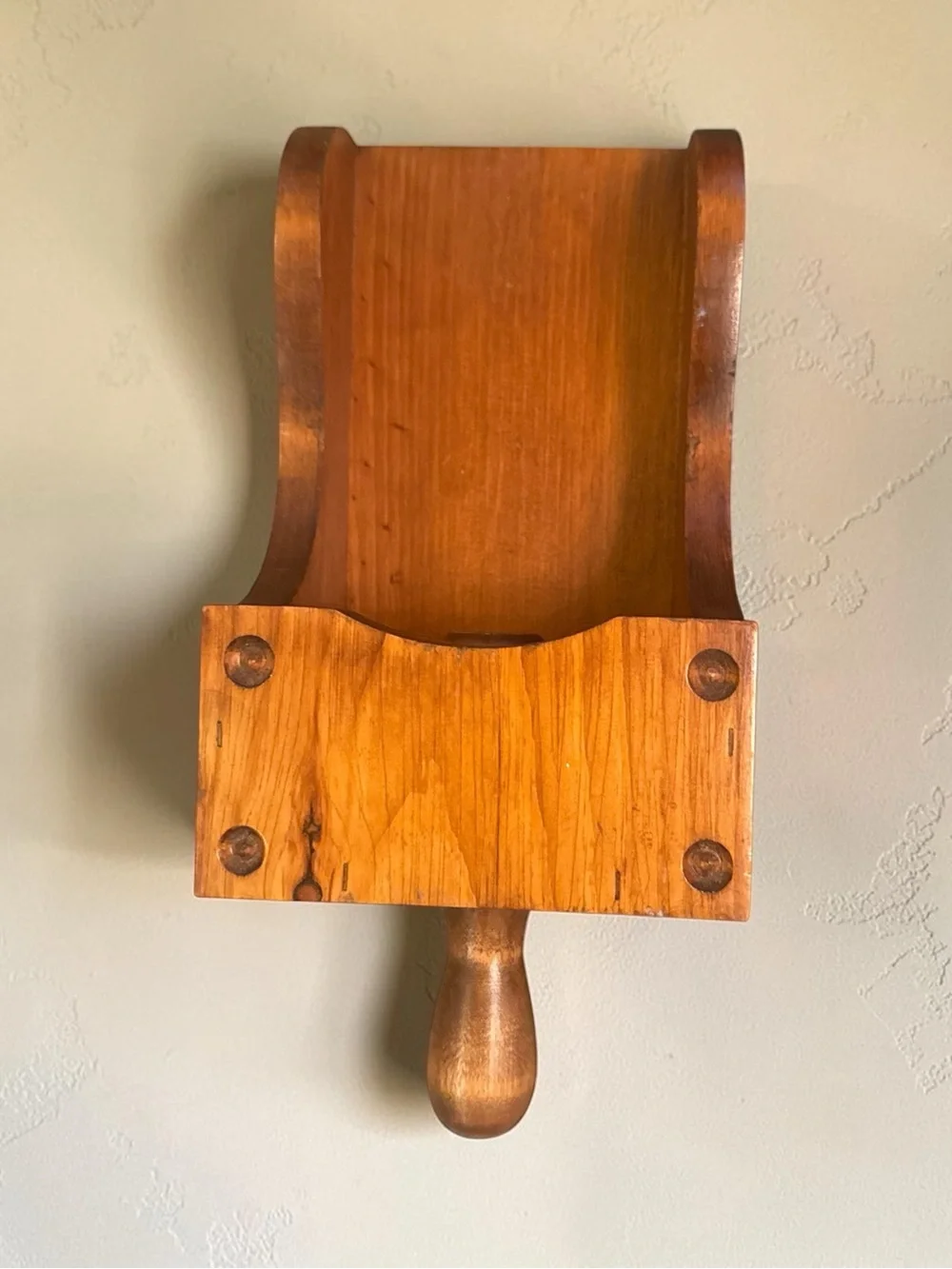 Pair Wooden Colonial Primitive Farmhouse Scoop Style Candle Holders Boxes